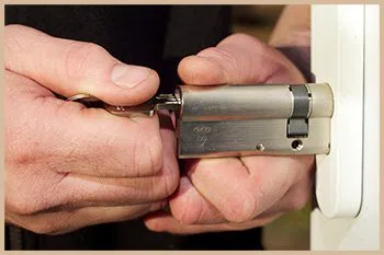 Elite Locksmith Services Humble, TX 281-766-3246 Elite Locksmith Services Humble, TX 281-766-3246 - 1-locksmiths